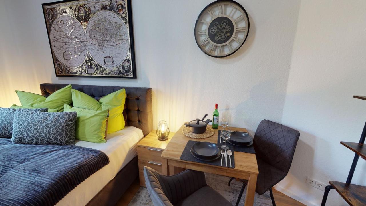 Sweethome - Zentral - Kueche & Parkplatz, Wifi Halle  Exterior photo